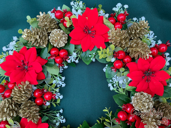 A Very Berry Christmas Wreath